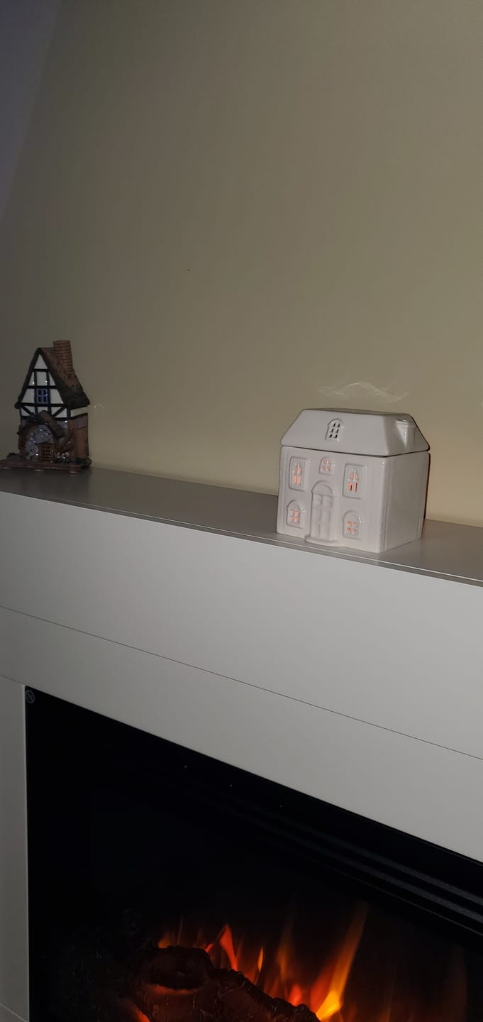 Customer photo review of White House Wax Burner