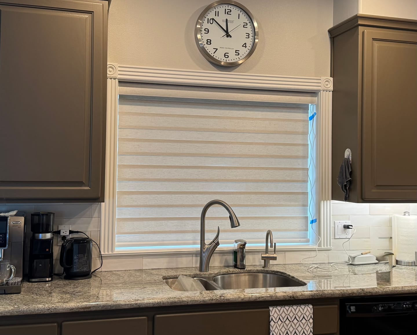 Customer photo review of SmartWings Motorized Zebra Shades 85% Blackout 95mm Ingrid