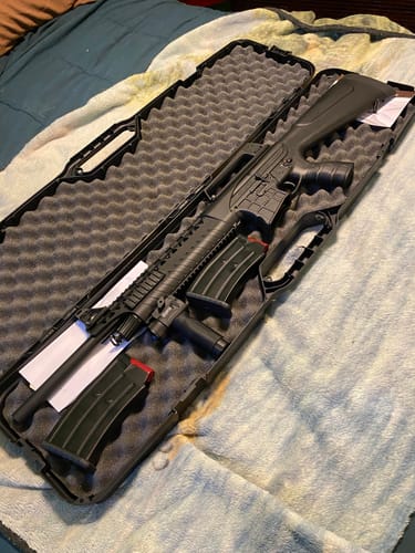 Customer photo review of Vertical Foregrip 3 in 1 Flashlight (2000 Lumen)