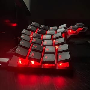 Customer photo review of Keycap Tilting Kit