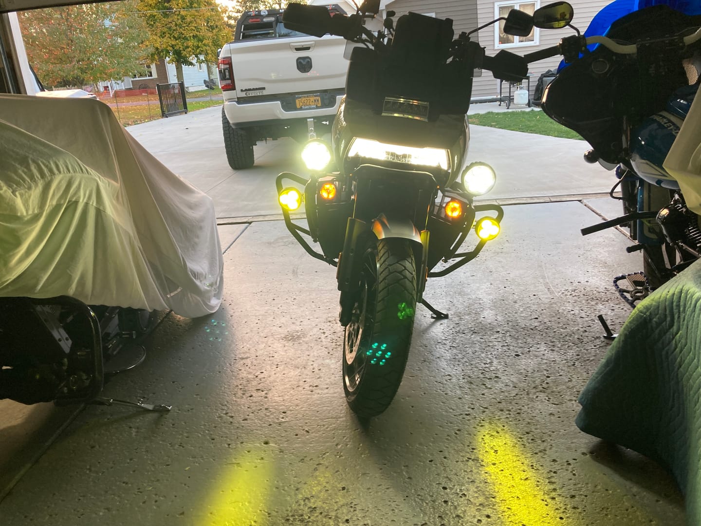 Customer photo review of D3 LED Driving Light Pods with DataDim™ Technology