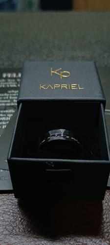 Reseña con foto de un cliente sobre Anillo Diamonds Trench Carburo de Tungsteno