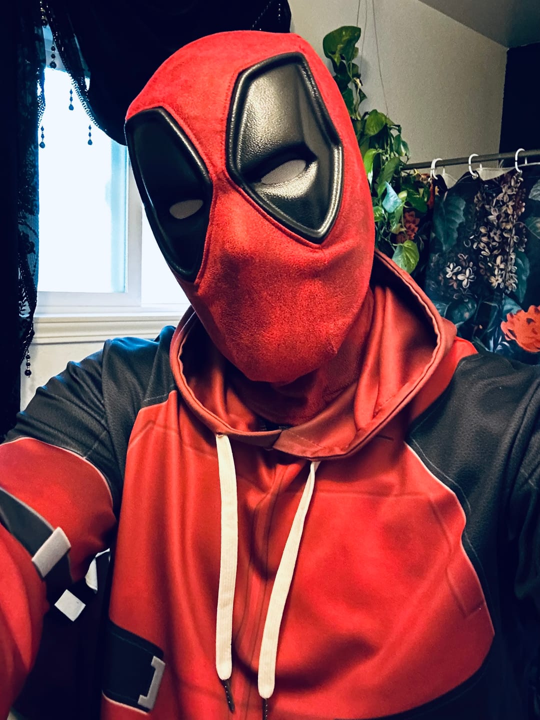 Customer photo review of SpideyJunky™ Deadpool Mask