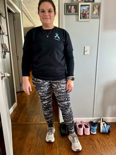 Customer photo review of Round 102 (Unisex Classic Tee | Gildan)