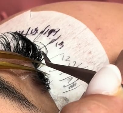 Customer photo review of Luxe Gold Precision Tweezer Trio