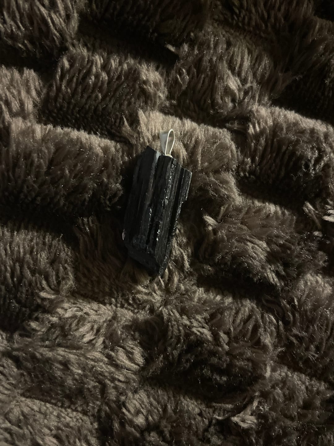 Customer photo review of Pendentif Tourmaline noire brute