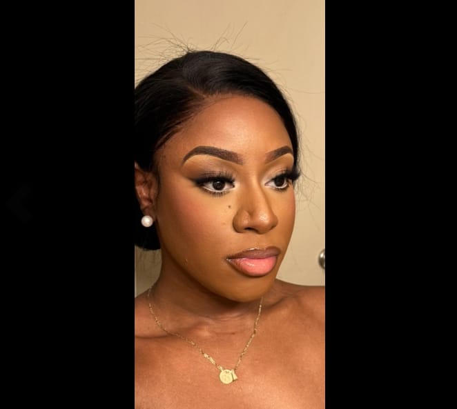 Customer photo review of Premade Fan Spikes Lash Extensions