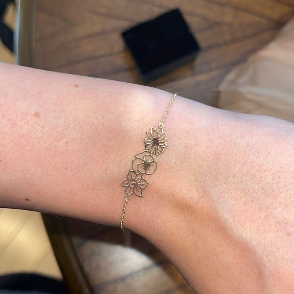 Customer photo review of Personalized Birth Flower Bracelet