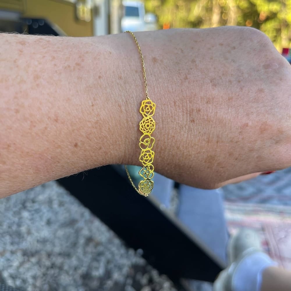 Customer photo review of Personalized Birth Flower Bracelet