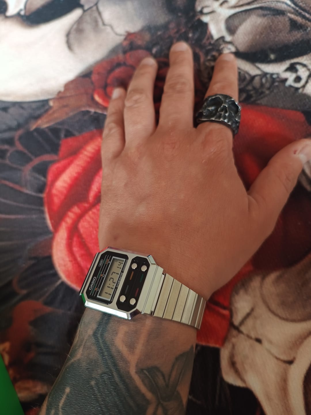 Customer photo review of Reloj Casio Vintage A100WE-1ADF Alien F-100 Reissue Plateado