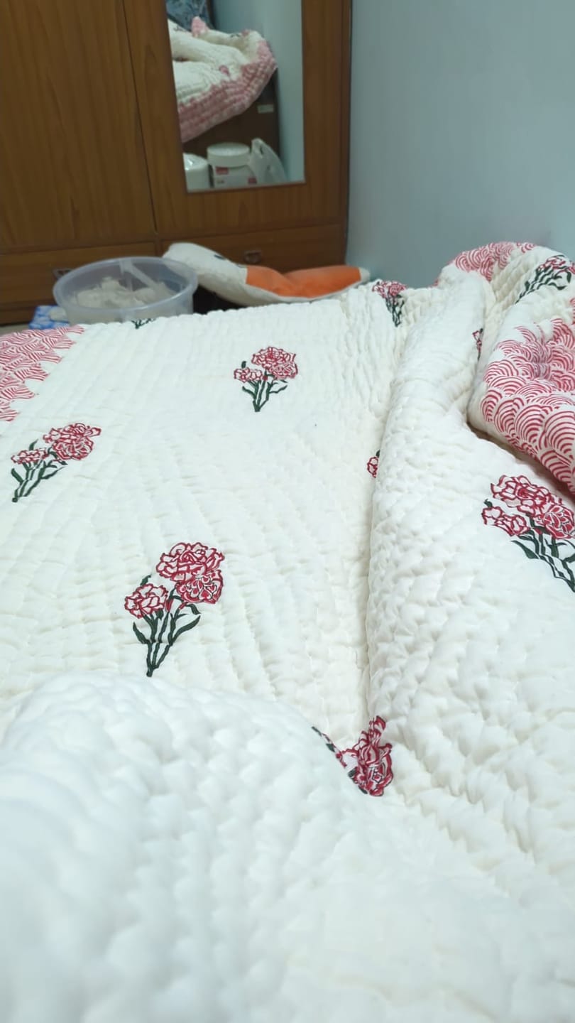 Customer photo review of Organic Mulmul Cotton Quilt - Rose
