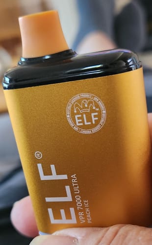 Customer photo review of Elf VPR Ultra 7000 Puffs Disposable Vape