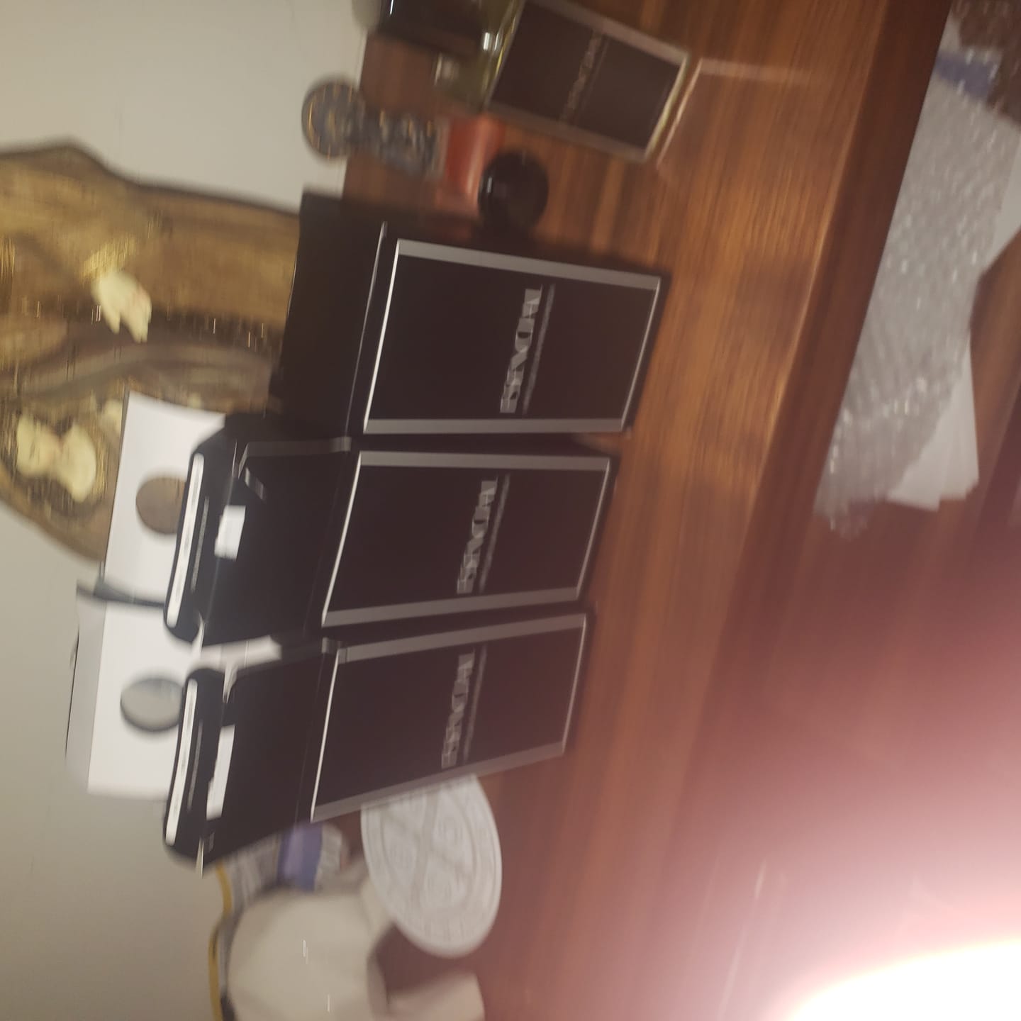 Customer photo review of H059 Inspirado en: 212 Vip Black - Carolina Herrera
