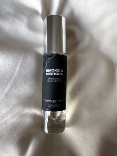 Customer photo review of Redroom | Eau de Parfum