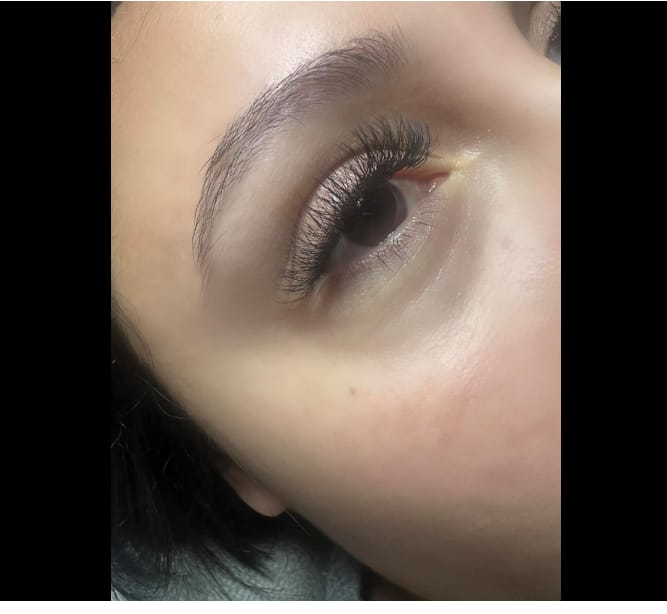 Customer photo review of W Shape Lashes Extension