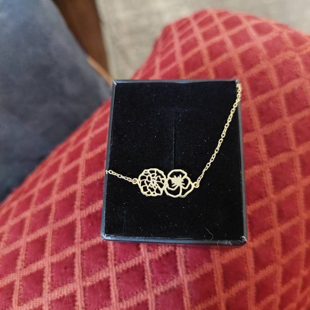 Customer photo review of Personalized Birth Flower Bracelet