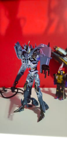 Customer photo review of APC Toys APC-006N APC006N Demonic Wisper ( 1:1 TFP Soundwave Deluxe Class ) 2.0 Version