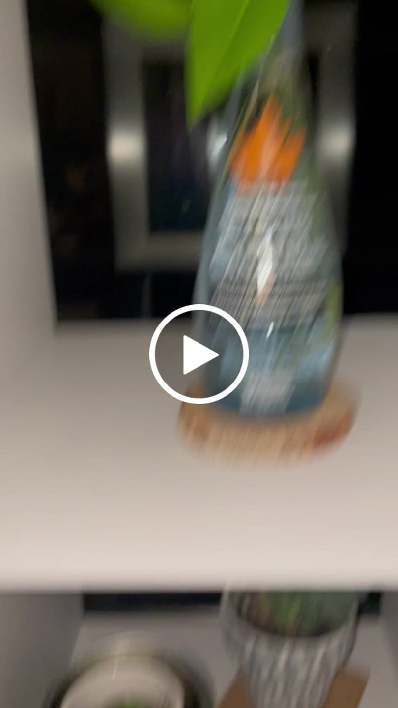Customer video review of Respect your Local Spiders | Charcoal