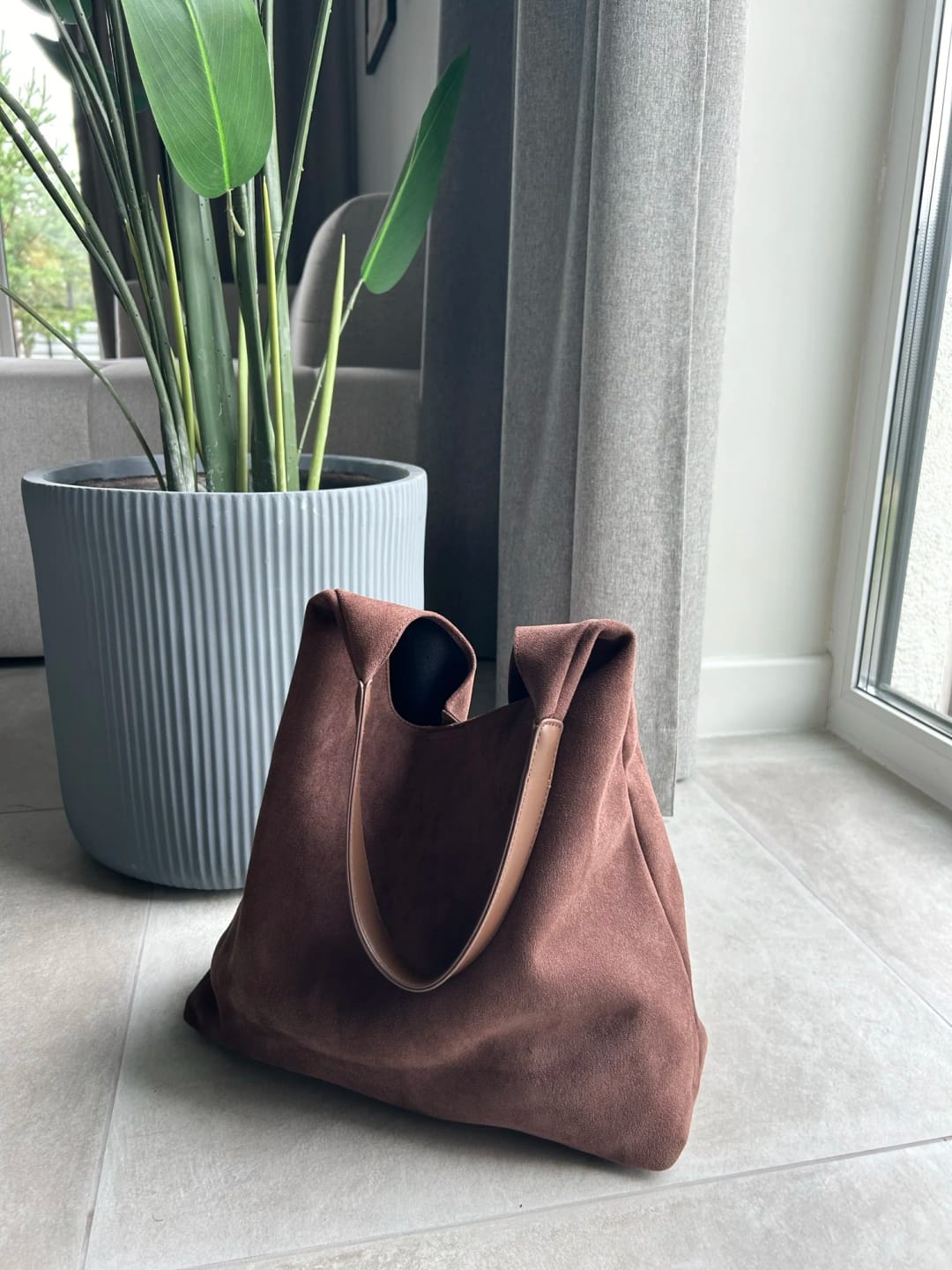 Customer photo review of CLEA - Sac à Main Cabas Fourre-Tout en Daim