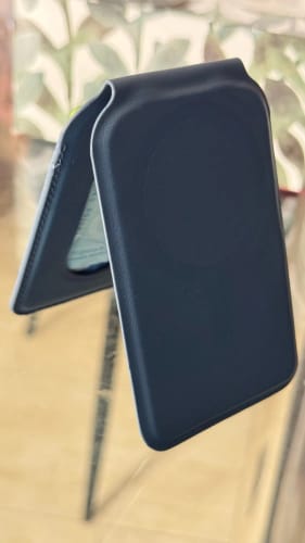 Customer photo review of CardDock MagSafe Wallet