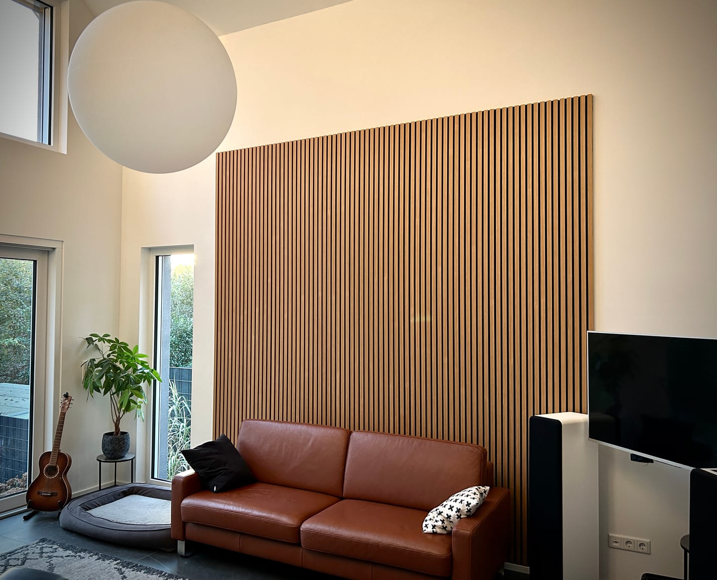 Customer photo review of Akustikpaneele Rustikale Eiche - 300 cm x 60 cm