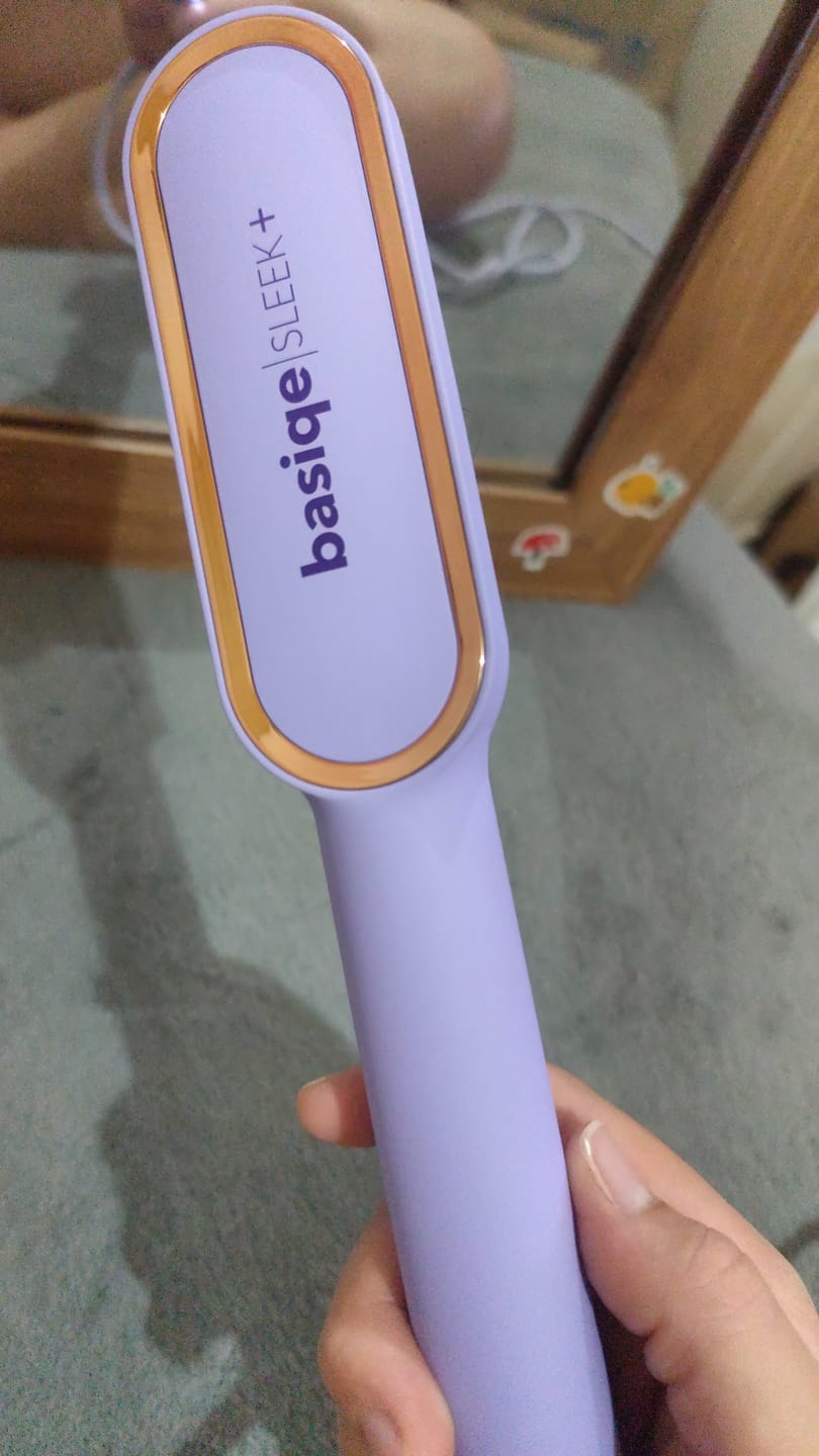 Customer photo review of SLEEK PLUS | Escova Alisadora