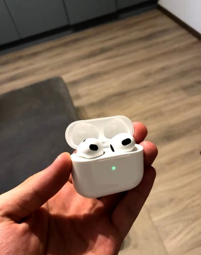 Customer photo review of Airpods Pro 2da Generación