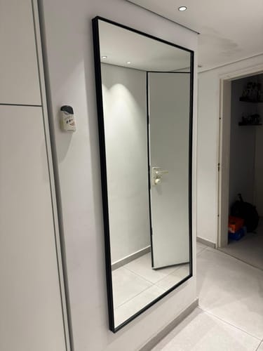 Customer photo review of דלת מראה להסתרת ארון חשמל