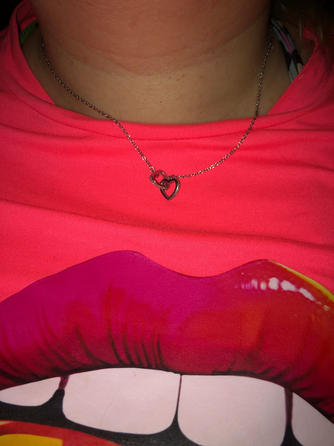 Customer photo review of To My Mum 'Strong Bond' - Interlocking Silver Hearts Necklace Mum12