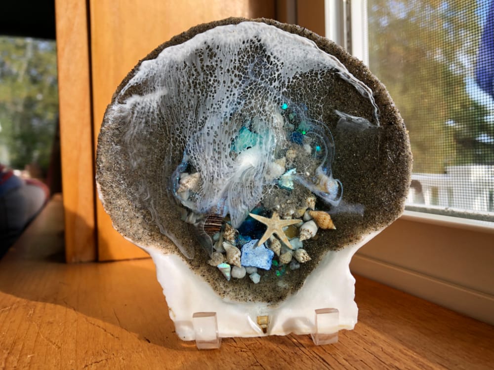 Customer photo review of Half-Shell Ocean Diorama with Cremation Ash