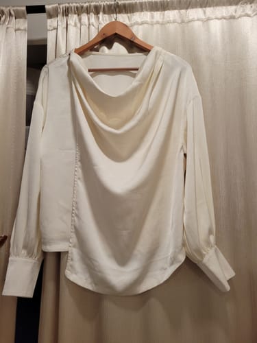 Customer photo review of Yimeng Huayu 遗梦花语 A Flower's Language Modernized Ming Mamian Wide Legged Trousers & Drape Top Set