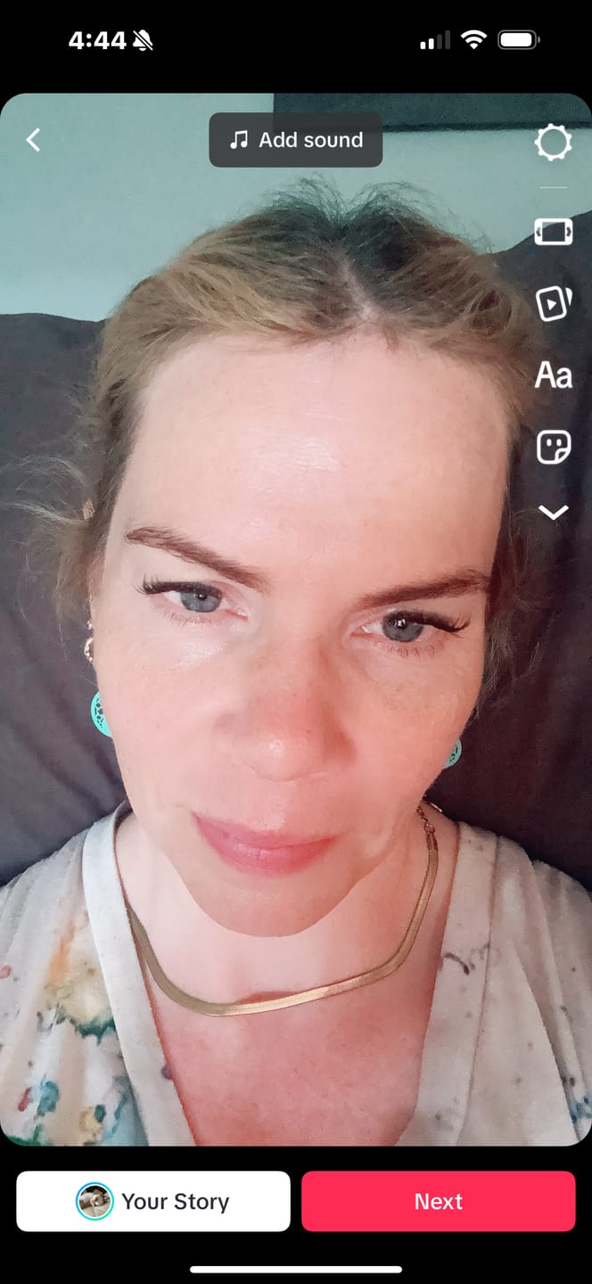 Customer photo review of Infinaluxe Dual-Sided Long Wear Lash Bond