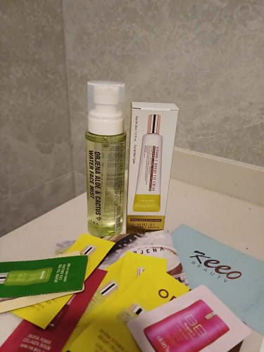 Customer photo review of Orjena Vitamin C Bright Eye Cream 30ml