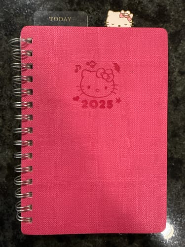 Customer photo review of Sanrio Hello Kitty Binder Clips - Set of 3