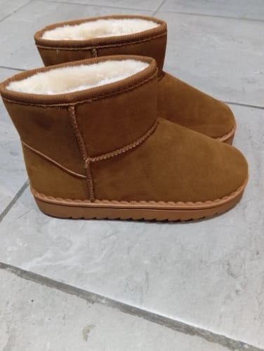 Customer photo review of Fur Lining Snow Boots