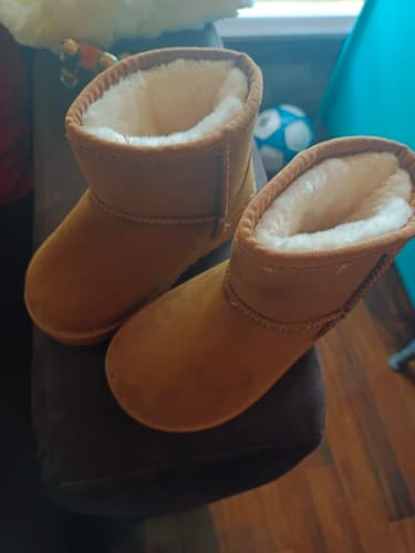 Customer photo review of Fur Lining Snow Boots