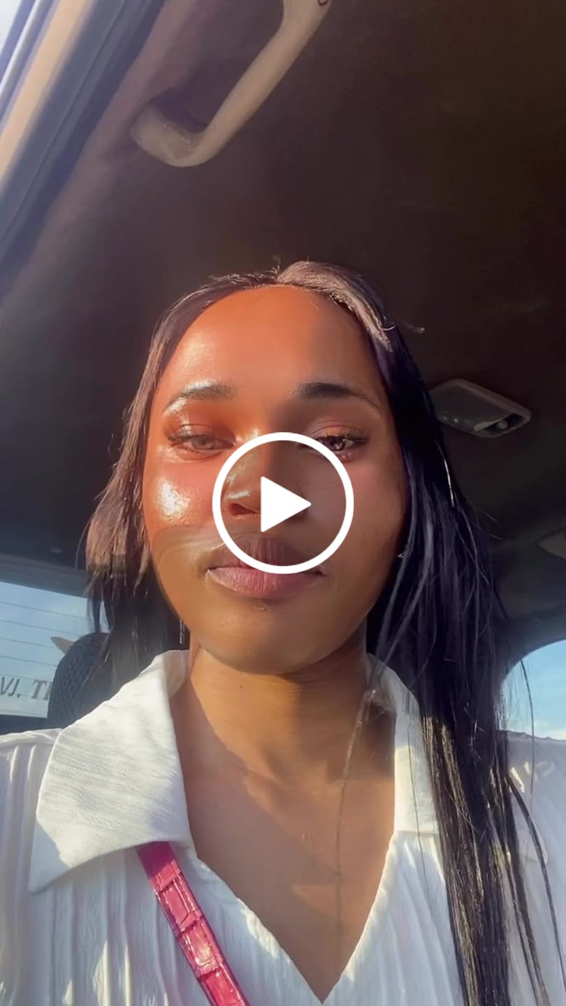 Customer video review of Wear And Go 18 - 32 inch 5x5 Lace Frontal Closure Glueless Straight Wig