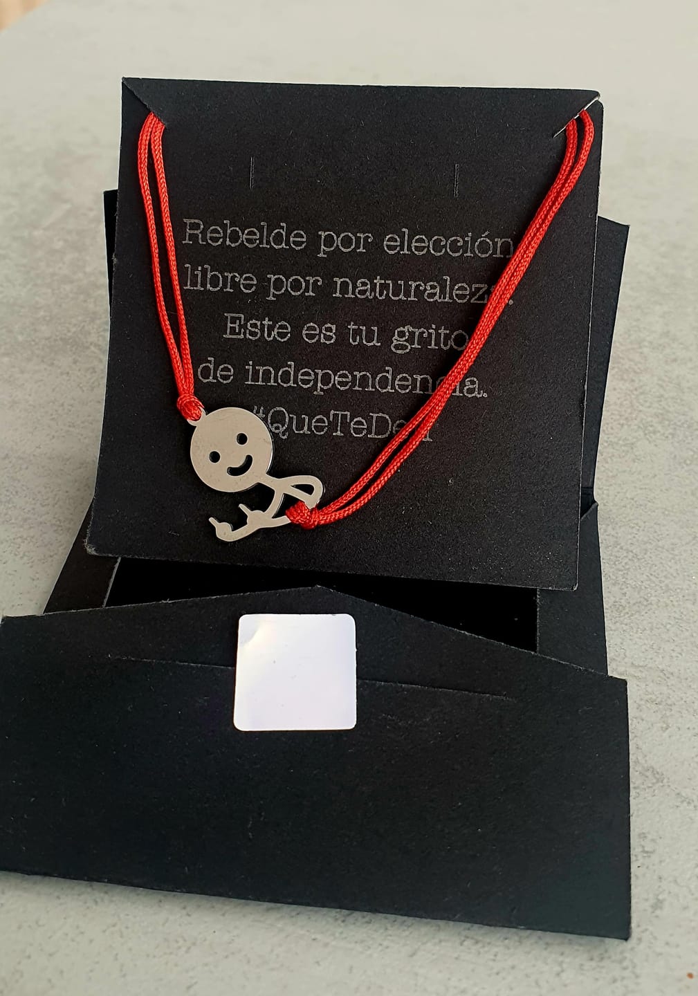 Customer photo review of QUE TE DEN · Pulsera · V2