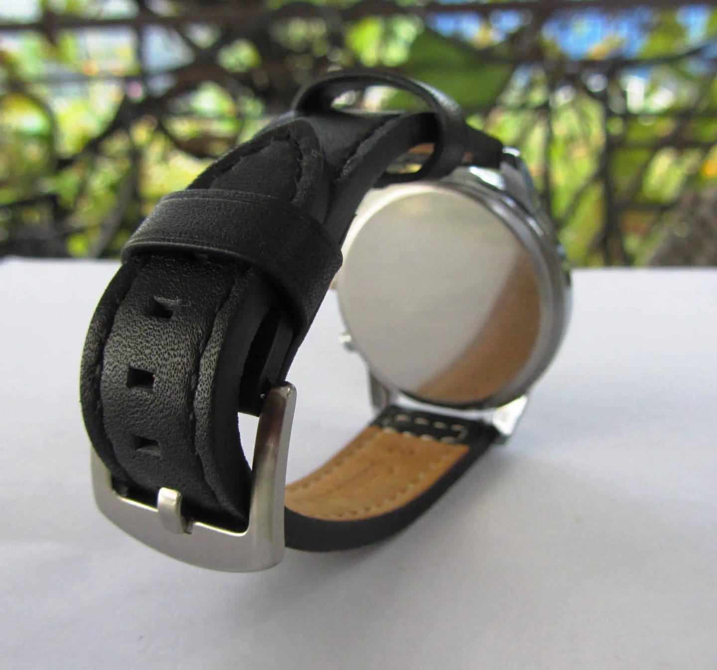 Customer photo review of Suunto Leather Band - Soft, Stylish, Secure Fit
