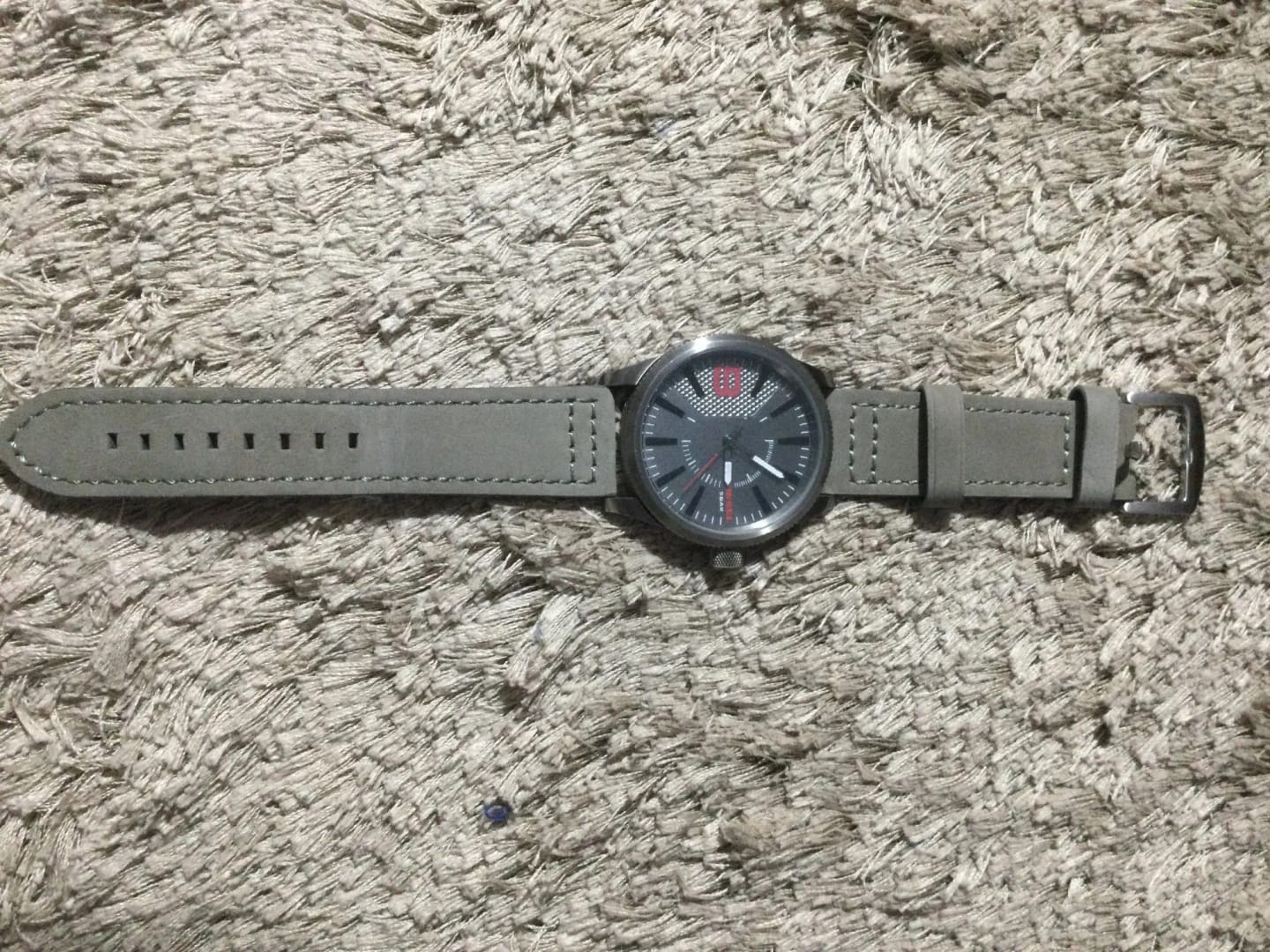 Customer photo review of Huawei Soft Leather Band - Comfortable and Durable Design