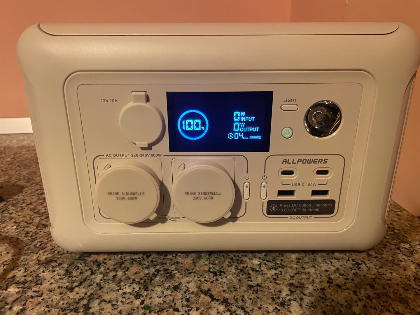 Customer photo review of ALLPOWERS R600 Power Station Portatile 600W 299Wh Batteria LiFeP04