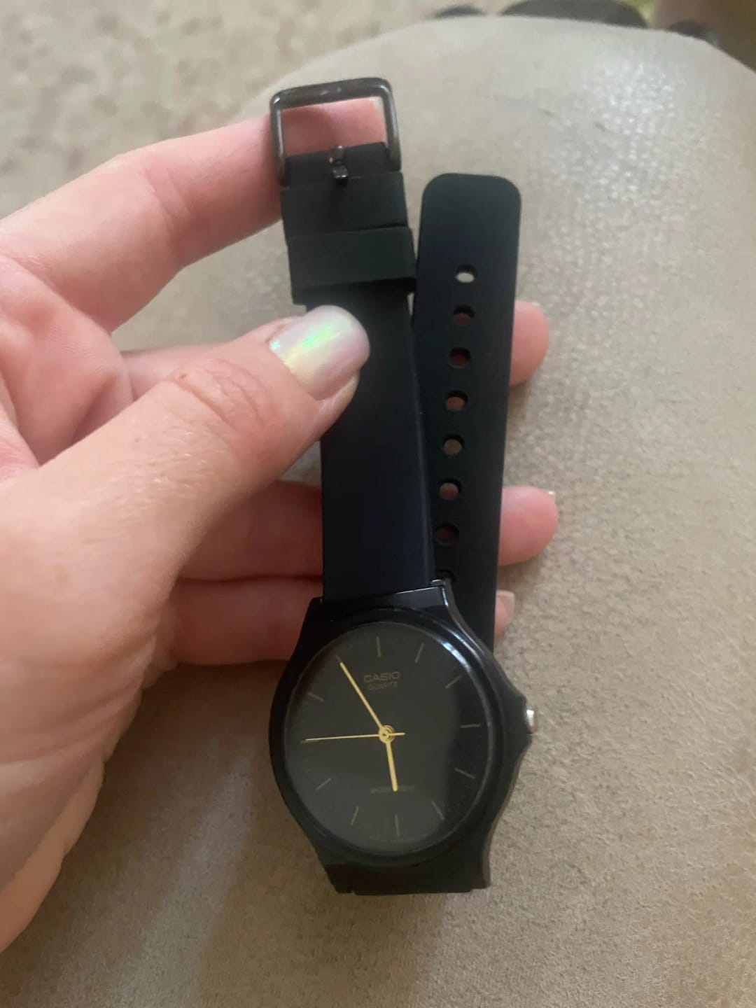 Customer photo review of Huawei Silicone Strap - Soft, Comfortable, Versatile Design