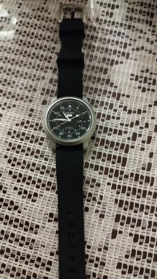 Customer photo review of Suunto Silicone Band - Sleek, Comfortable, Waterproof Design