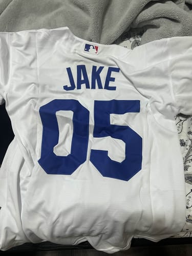 Customer photo review of Enhypen LA Baseball Jersey