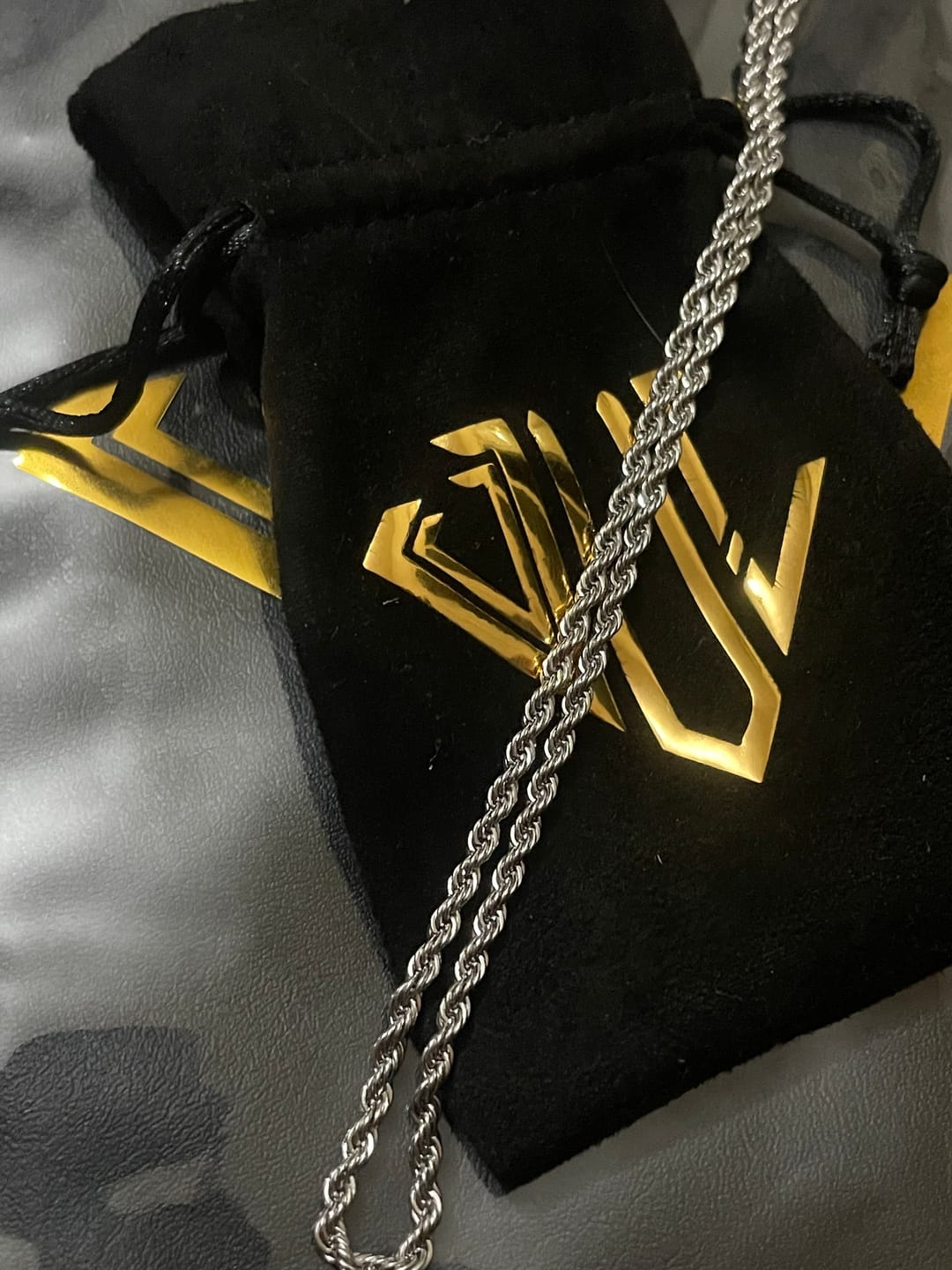 Customer photo review of ROPE CHAIN - WHITE GOLD (3𝘮𝘮)