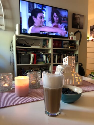 Kundeanmeldelse med bilde av Me-Time Raspberry Scented Soy Wax Candle