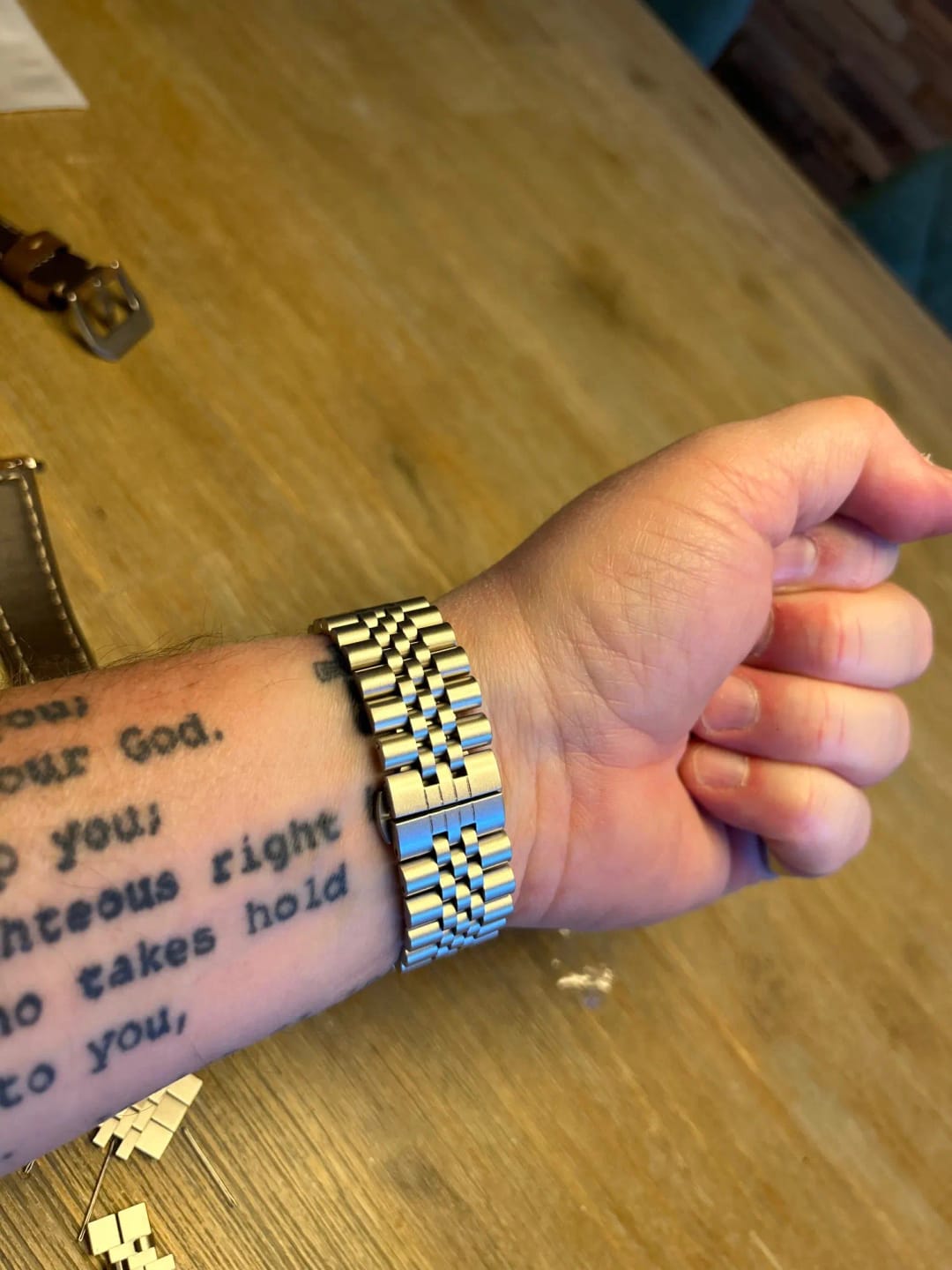 Customer photo review of Apple Watch Stainless Steel Strap - Elegant Durable Design