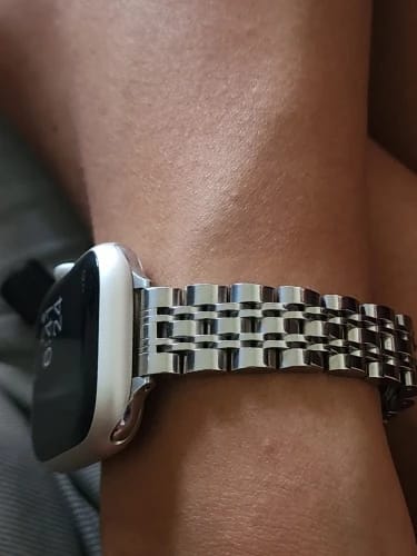 Customer photo review of Apple Watch Stainless Steel Band - Sleek Durable Style