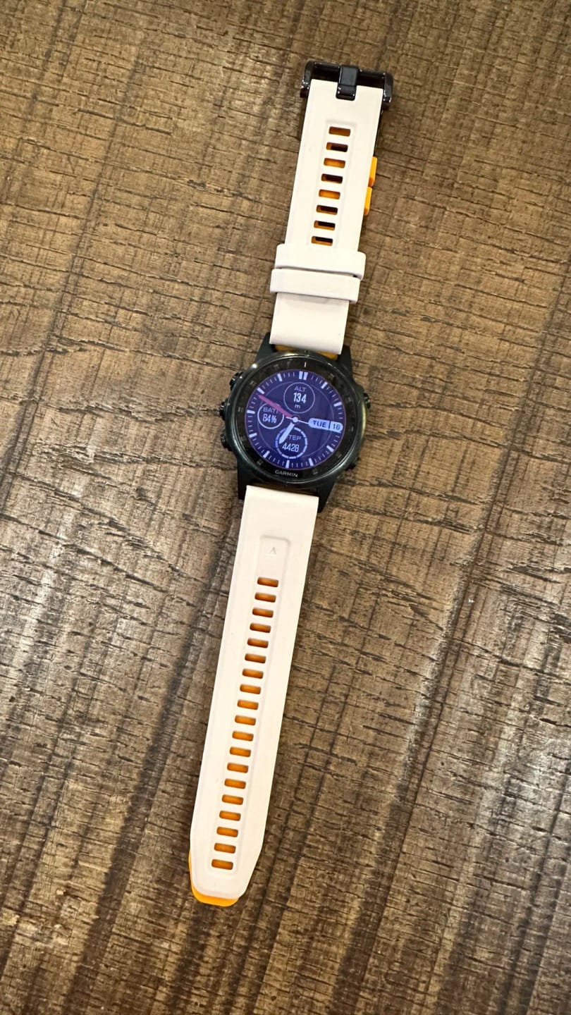 Customer photo review of Garmin Silicone QuickFit Band - Durable, Stylish, Comfortable