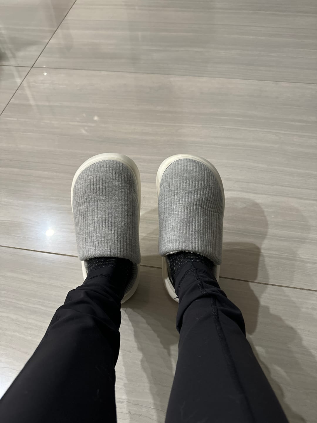 Customer photo review of Cloud Slides - Cozy Plush